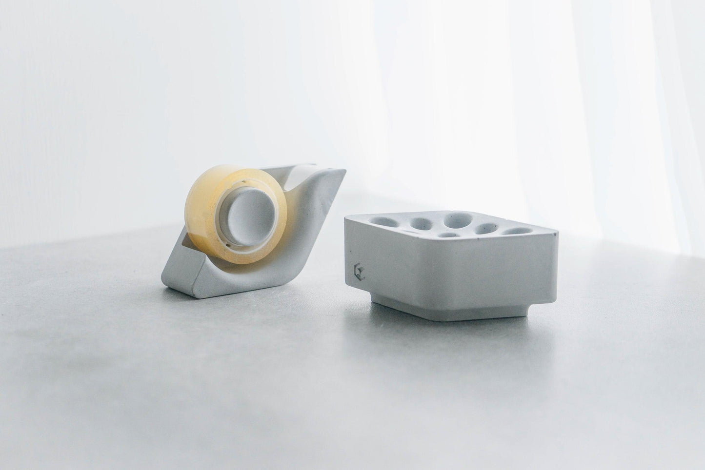Hex : Desktop Organizing System - Concretology
