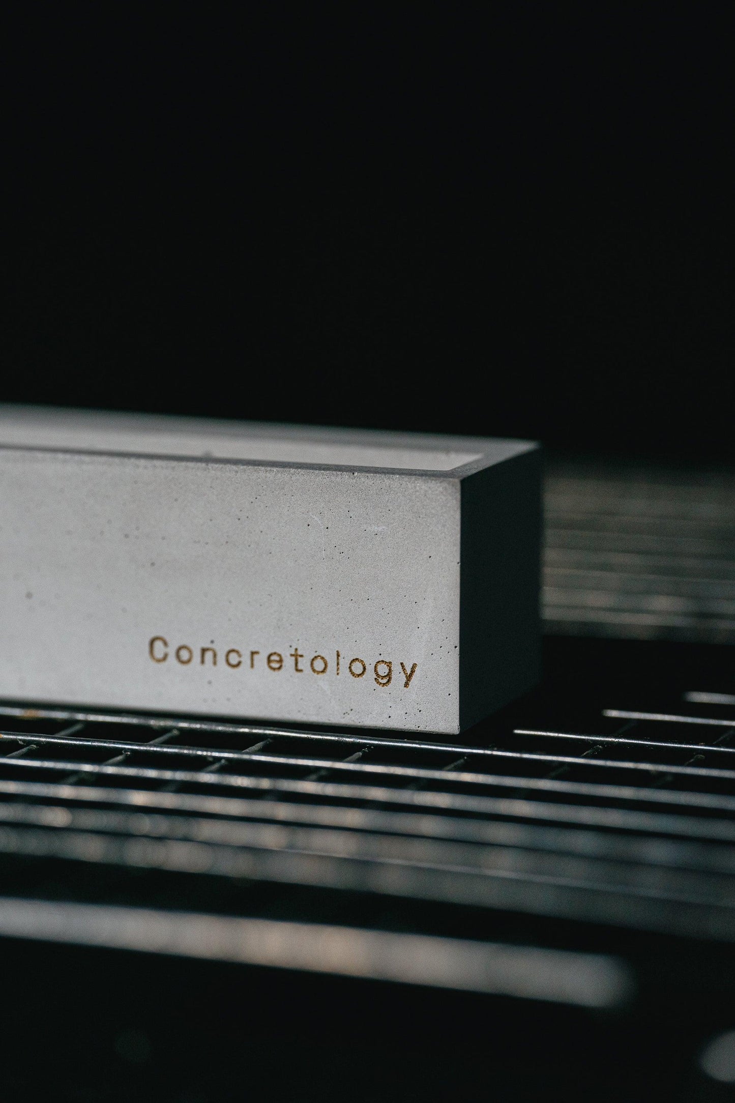 All-Purpose Card holder - Concretology